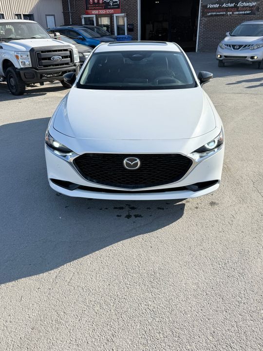 Mazda Mazda3 2024 - Image 1