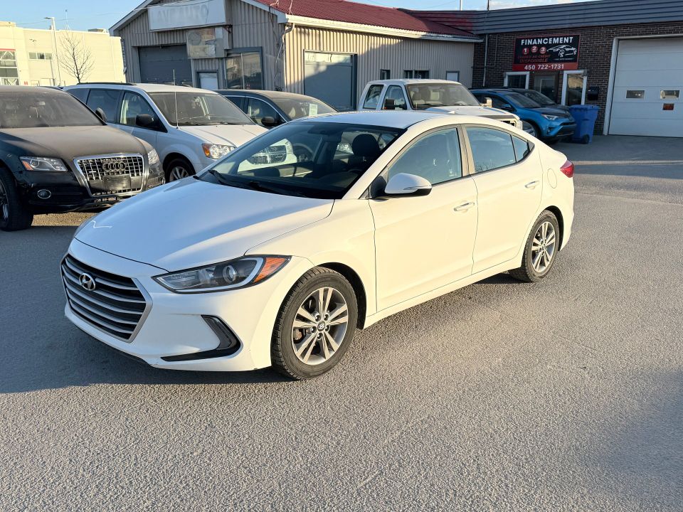 Hyundai Elantra 2017 - Image 1