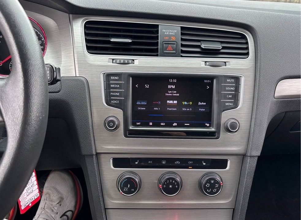 Volkswagen Golf 2017 - Image 11