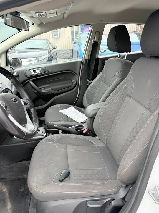 Ford Fiesta 2014 - Image 11