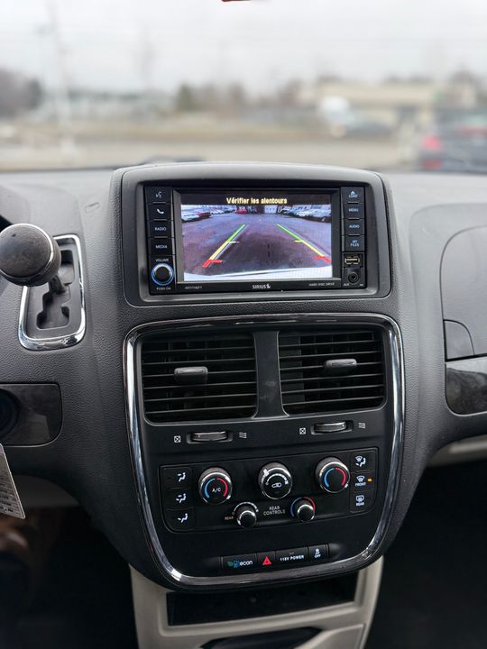 Dodge Grand Caravan 2017 - Image 11