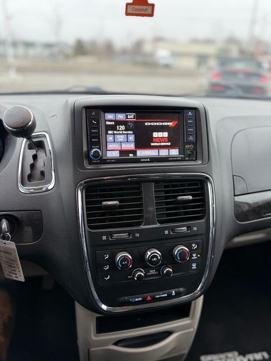 Dodge Grand Caravan 2017 - Image 12