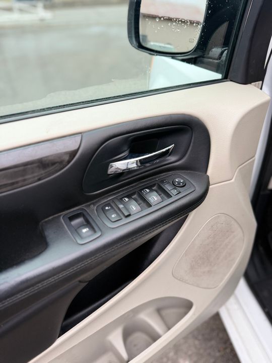 Dodge Grand Caravan 2017 - Image 13
