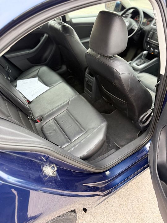 Volkswagen Jetta 2012 - Image 7